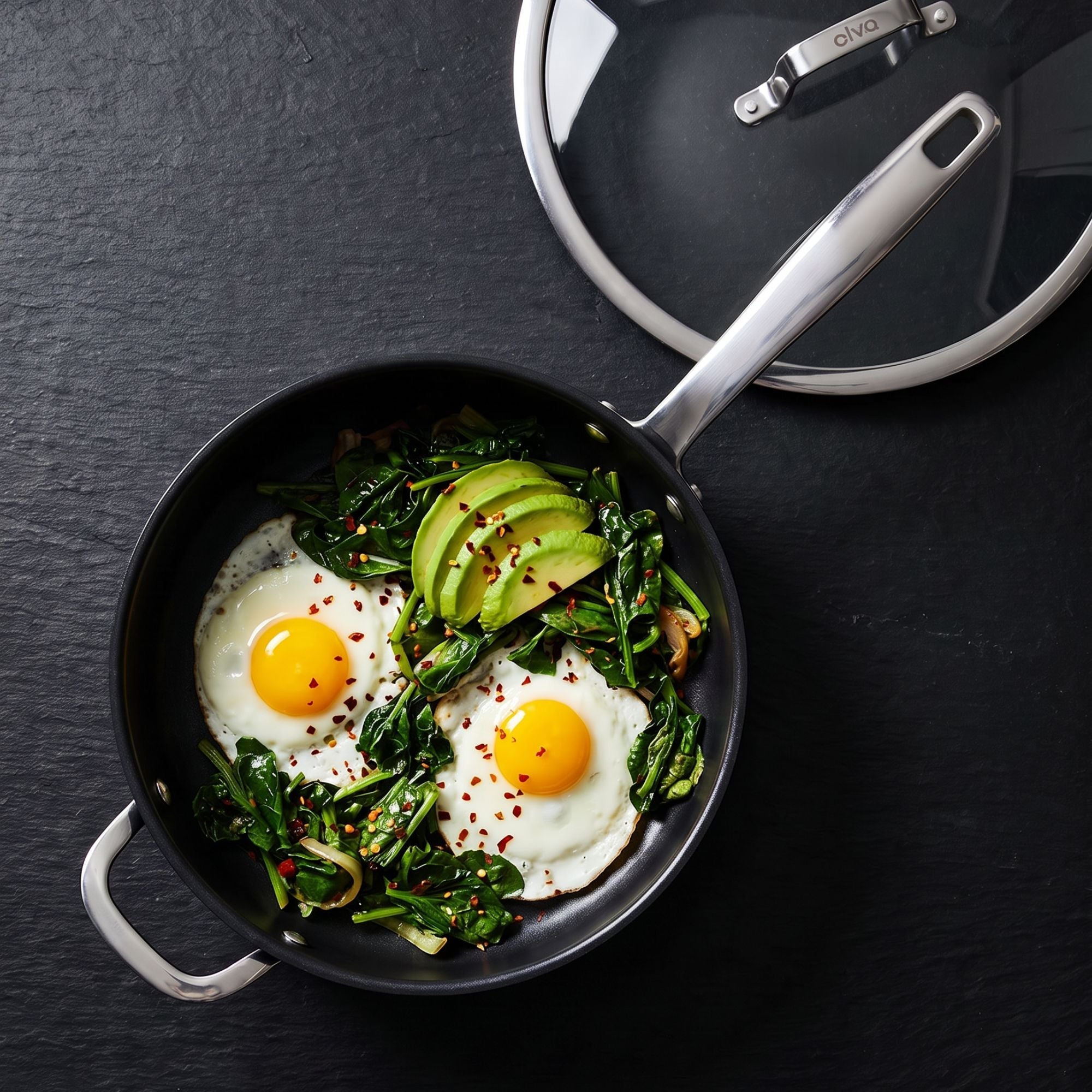 Best Omelette Pan (2026): Non-Toxic Picks for a Perfect Fold