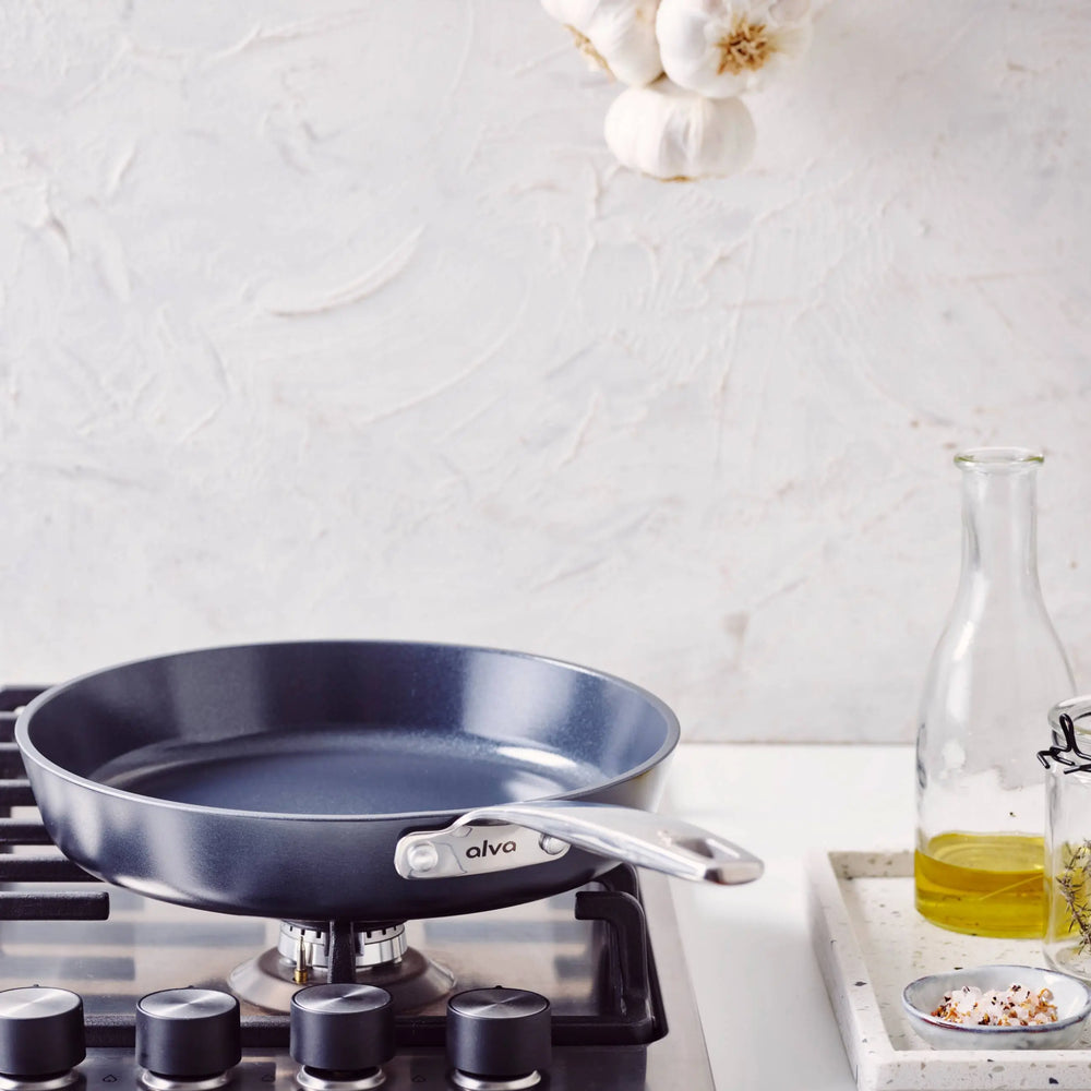 Can You Fry in a Nonstick Pan? - Alva Cookware