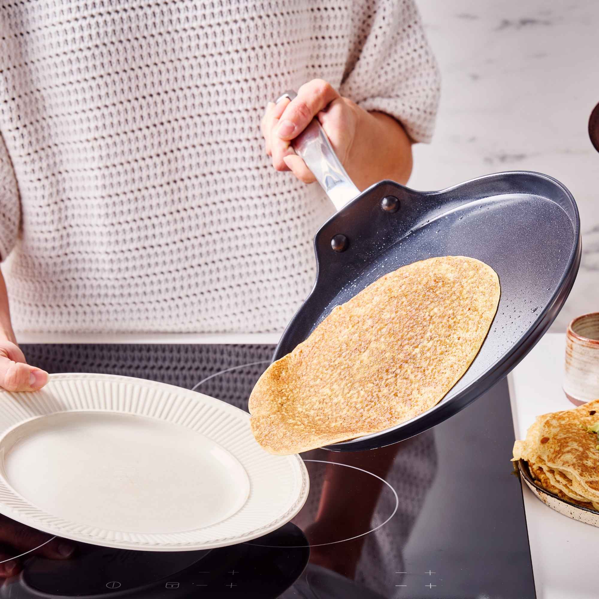 Best Pancake Pan (2026): Pan vs Griddle, Non-Toxic Picks