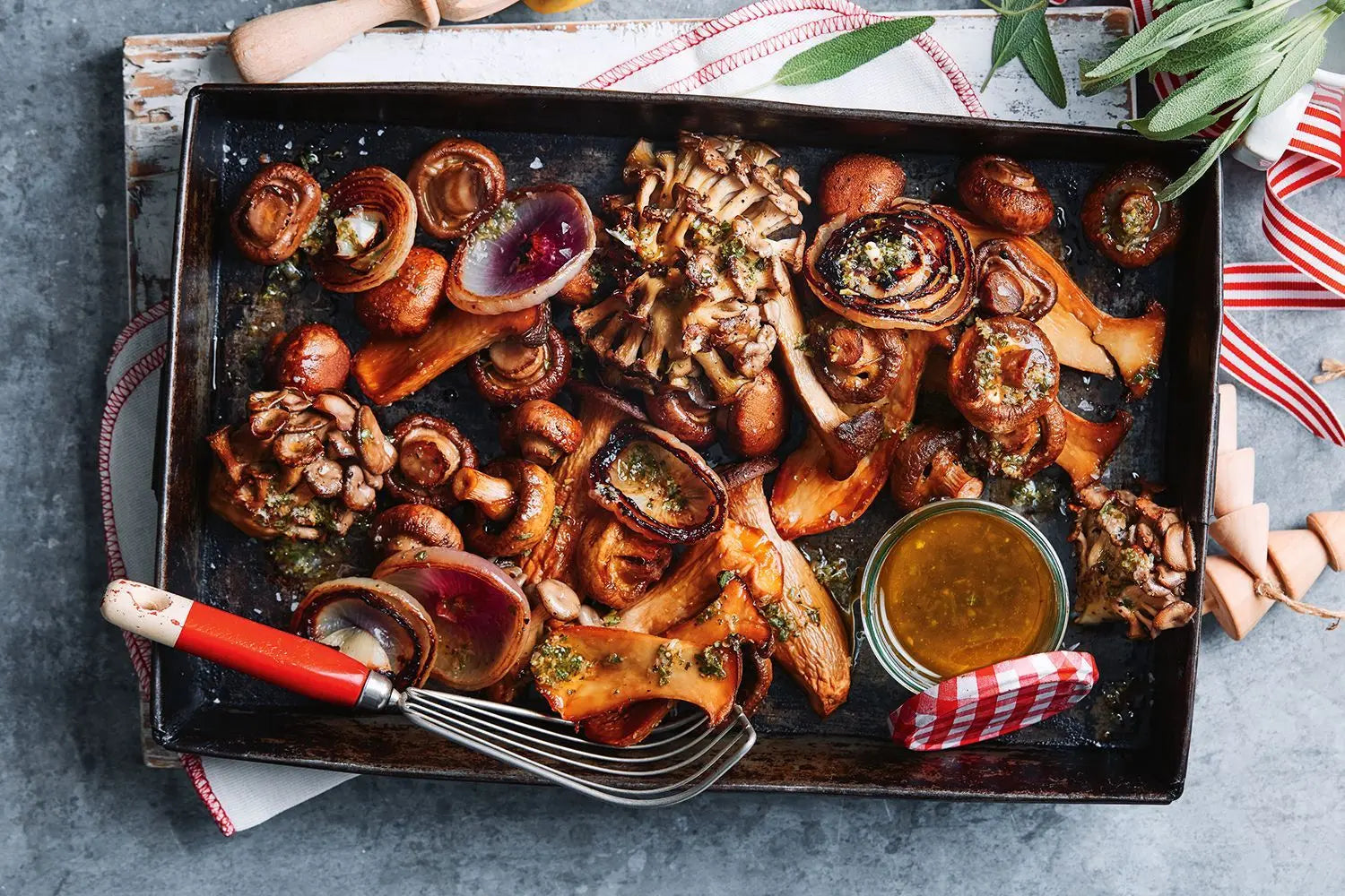Easy & Elegant Christmas Dinner Ideas to Impress Your Guests - Alva Cookware
