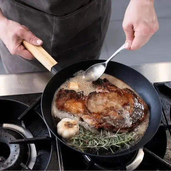 Alva Forest carbon steel frying pan searing steak
