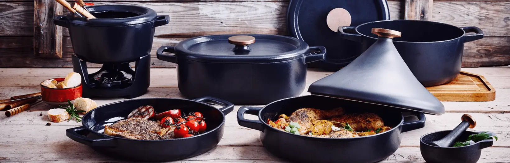 Ceramic VS Cast Iron: Best Material for Cookware - Alva Cookware