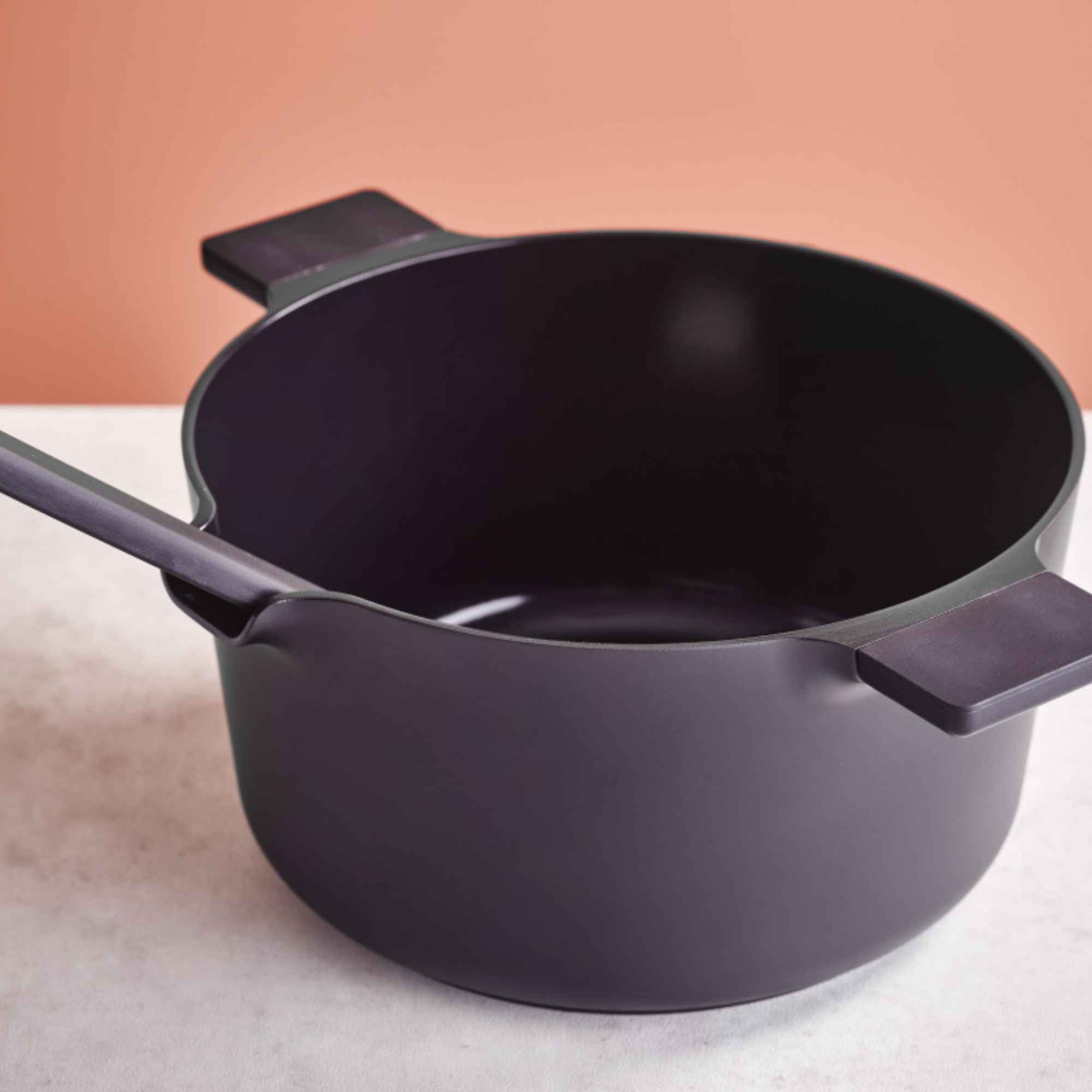 Juego de utensilios de cocina apilables de 5 piezas Neat