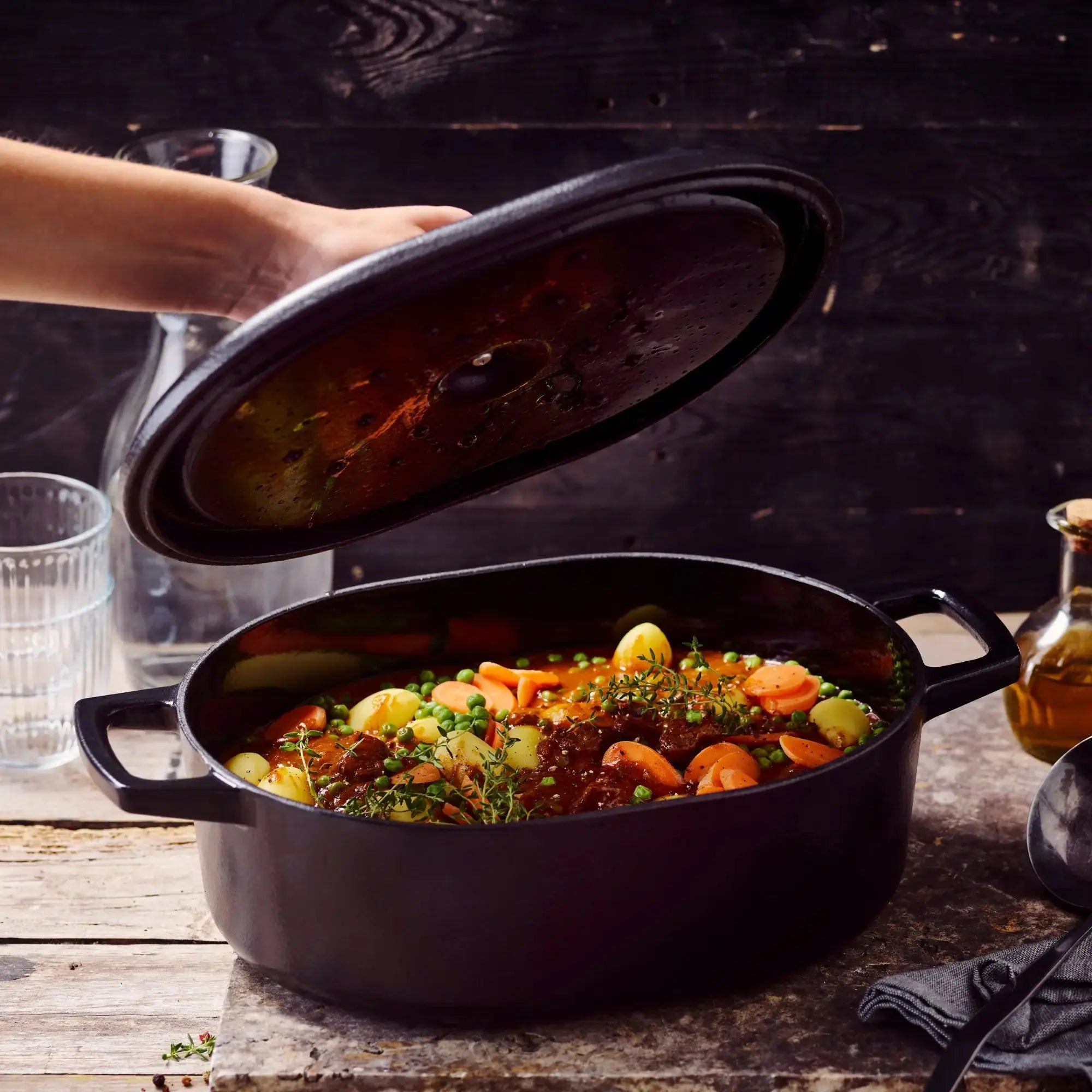 Oval Dutch Oven — 6 QT. Alva Cookware