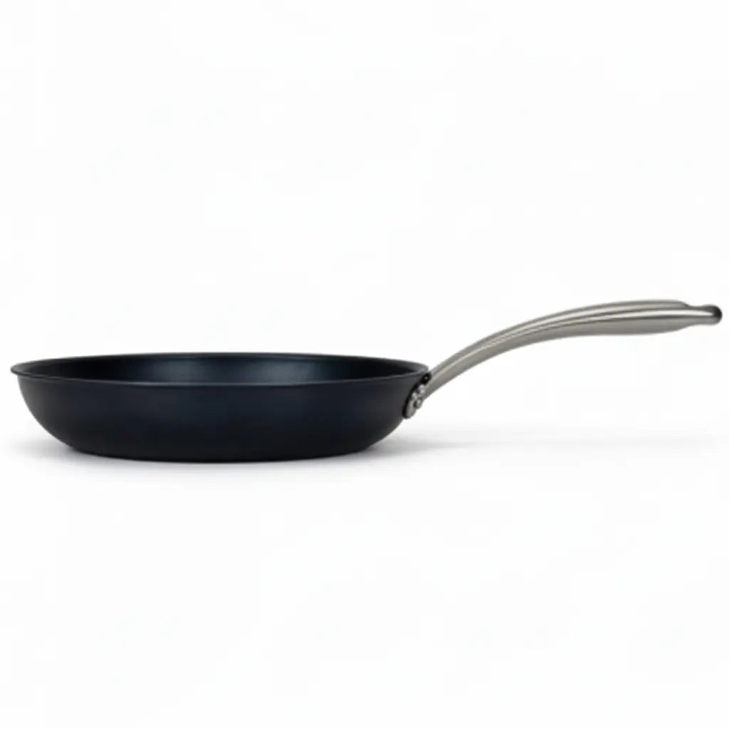 Alva Black Angus carbon steel frying pan side profile