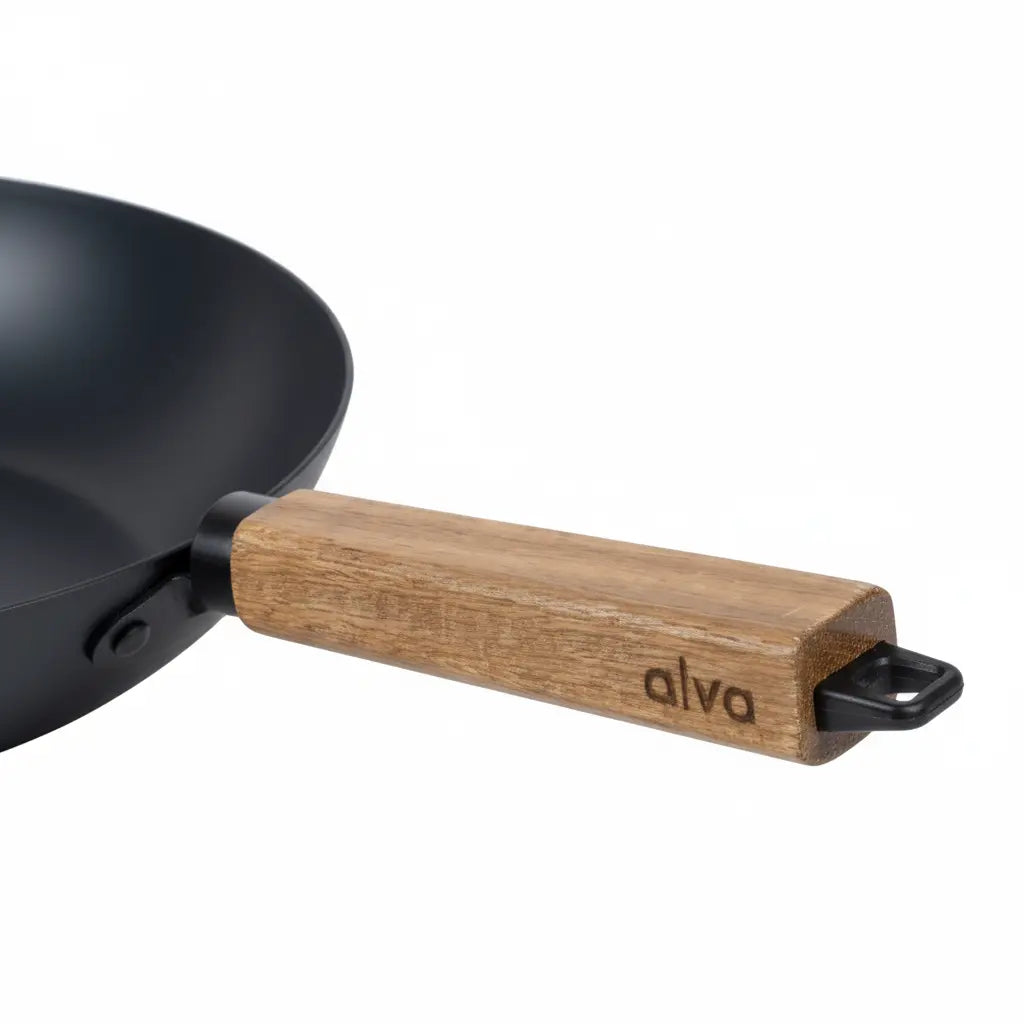 Alva Forest carbon steel wok wood handle detail