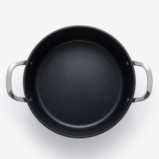 Alva Maestro ceramic nonstick stock pot interior top view