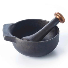 Alva Nori enameled cast iron mortar and pestle set